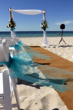 Aqua Resort 1