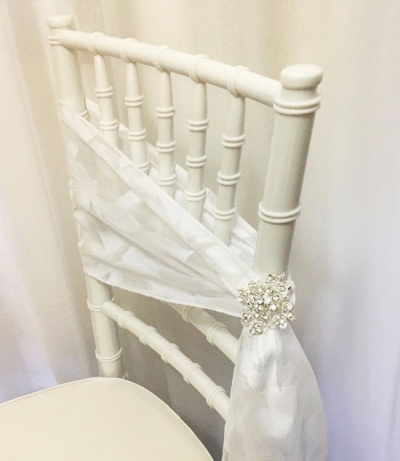 Lace Sash with brooche $6.60