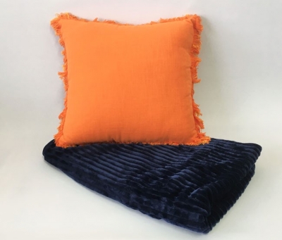 Throw rugs and cushions