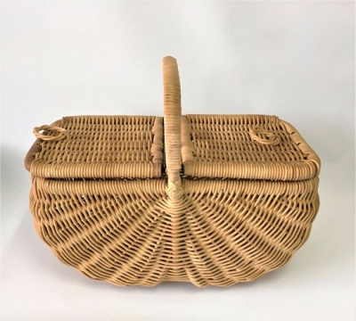 Vintage picnic baskets $27.50 each