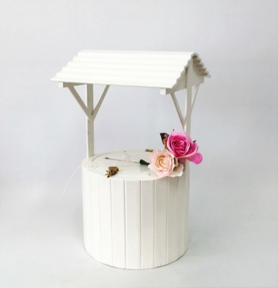 small wishing well $33.00