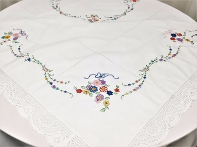Vintage embroided tablecloth $13.20 each - 1 available