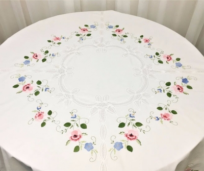 Vintage embroided tablecloth $13.20 each - 1 available