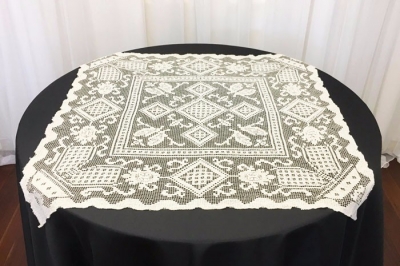 Vintage lace tablecloth $13.20