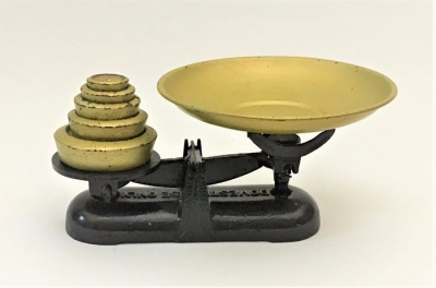 Vintage scales $16.50 each