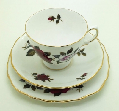 Cup and saucer trio set $3.50 set