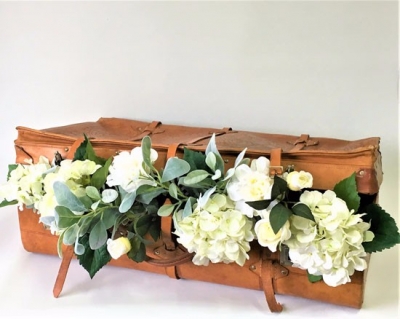 Vintage suitcase $25.00 Excluding flowers