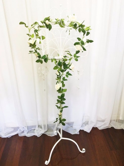 White metal music sign $22.00 each