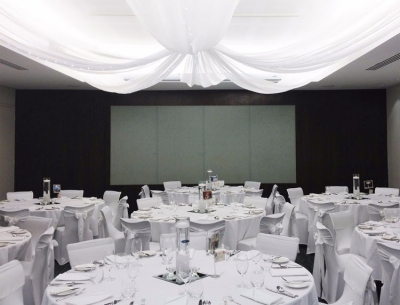 Ceiling drapes - Bunker Bay Resort