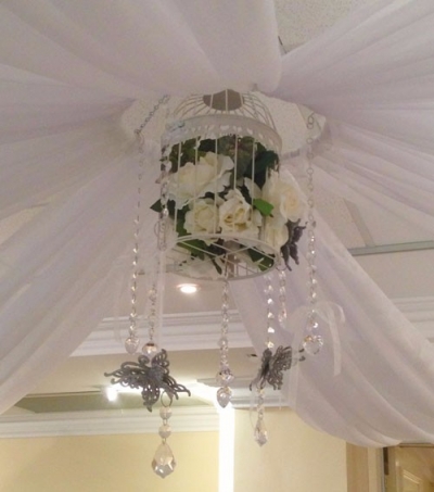 Flower cage and crystal ceiling centrepiece